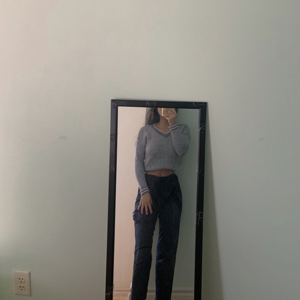Blue/white Varsity Shaker Sweater with slide slits - Picture 4 of 5